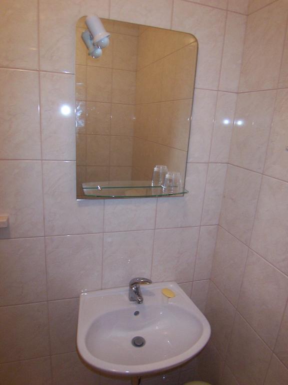Apartments Croatia Brac Supetar Exterior foto