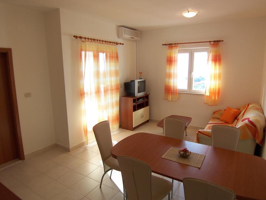 Apartments Croatia Brac Supetar Exterior foto
