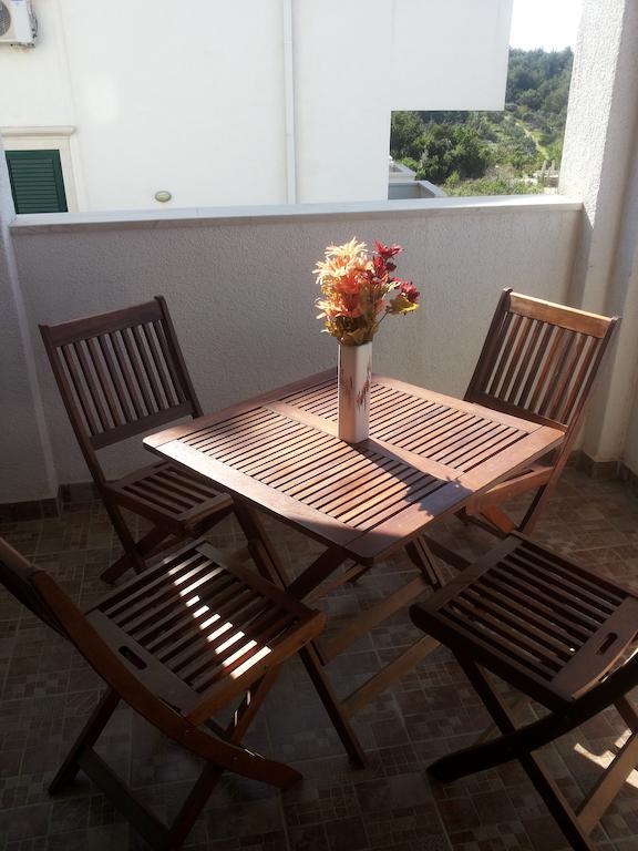 Apartments Croatia Brac Supetar Exterior foto